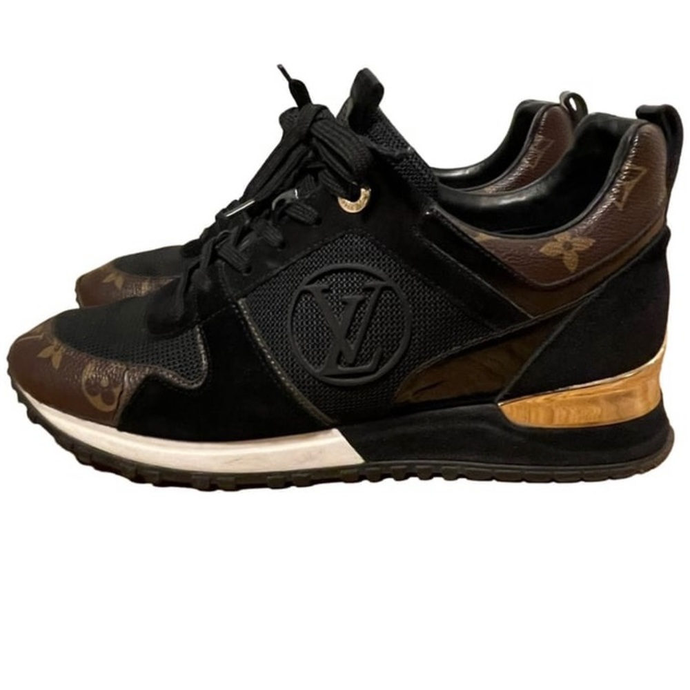 Louis Vuitton run away sneakers